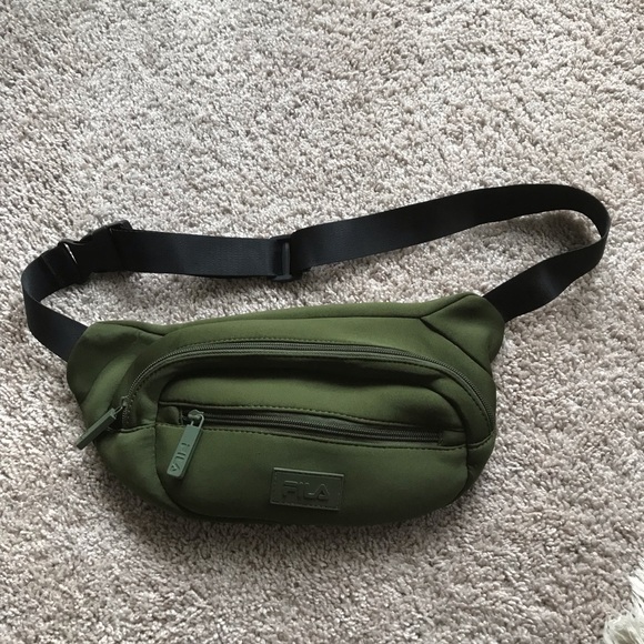 FILA Bag - Picture 1 of 4